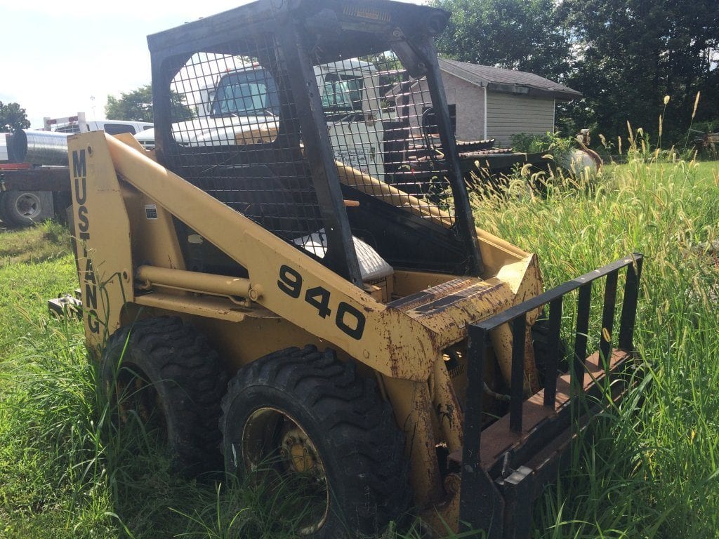 ABSOLUTE! Equipment! Forklifts! Tools! Trucks!