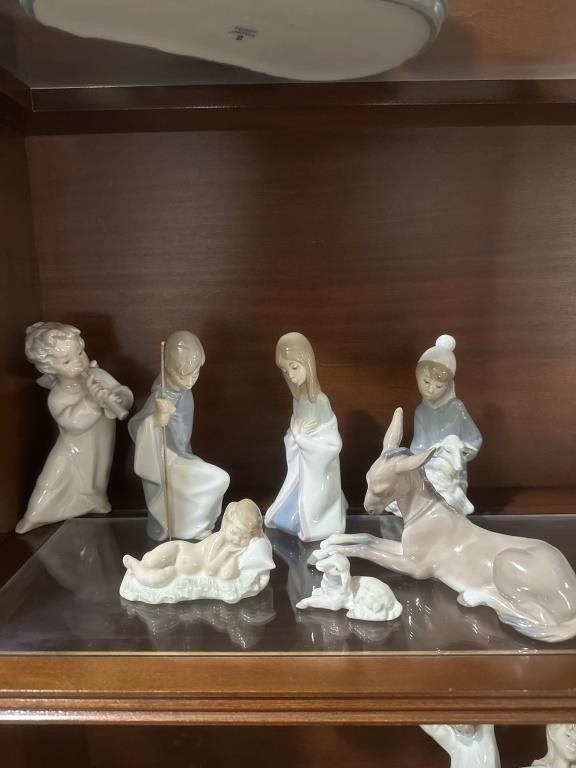 Small Moving Auction-2 locations